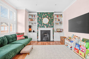 Photo 17- click for photo gallery